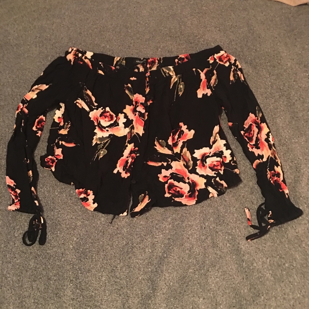 Off the shoulder crop top blouse